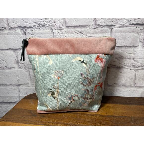 Hand made Pink and blue abstract floral multipurpose bag - Picture 2 of 3